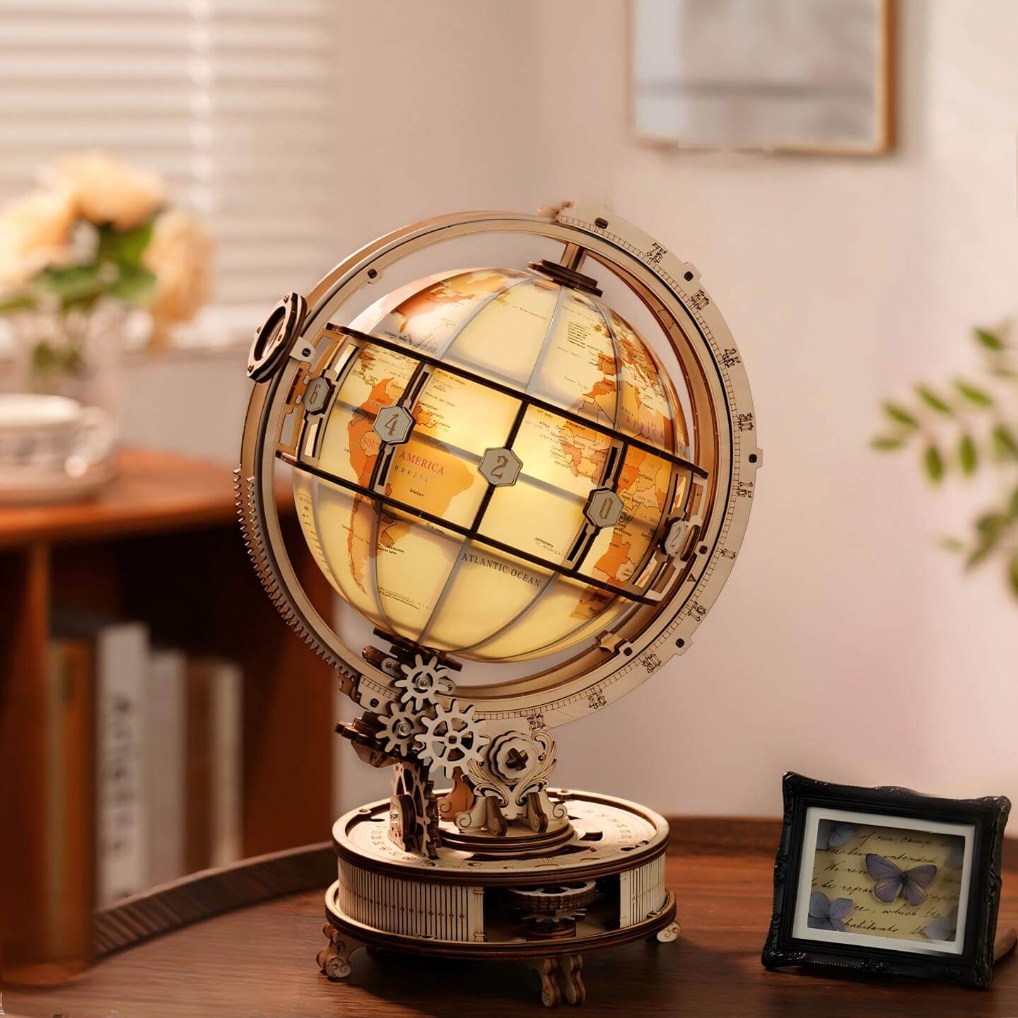 USB-C powered wooden rotating globe – electric mechanical desk ornament