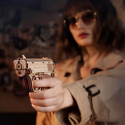 Pocket Pistol scene - ninegoods