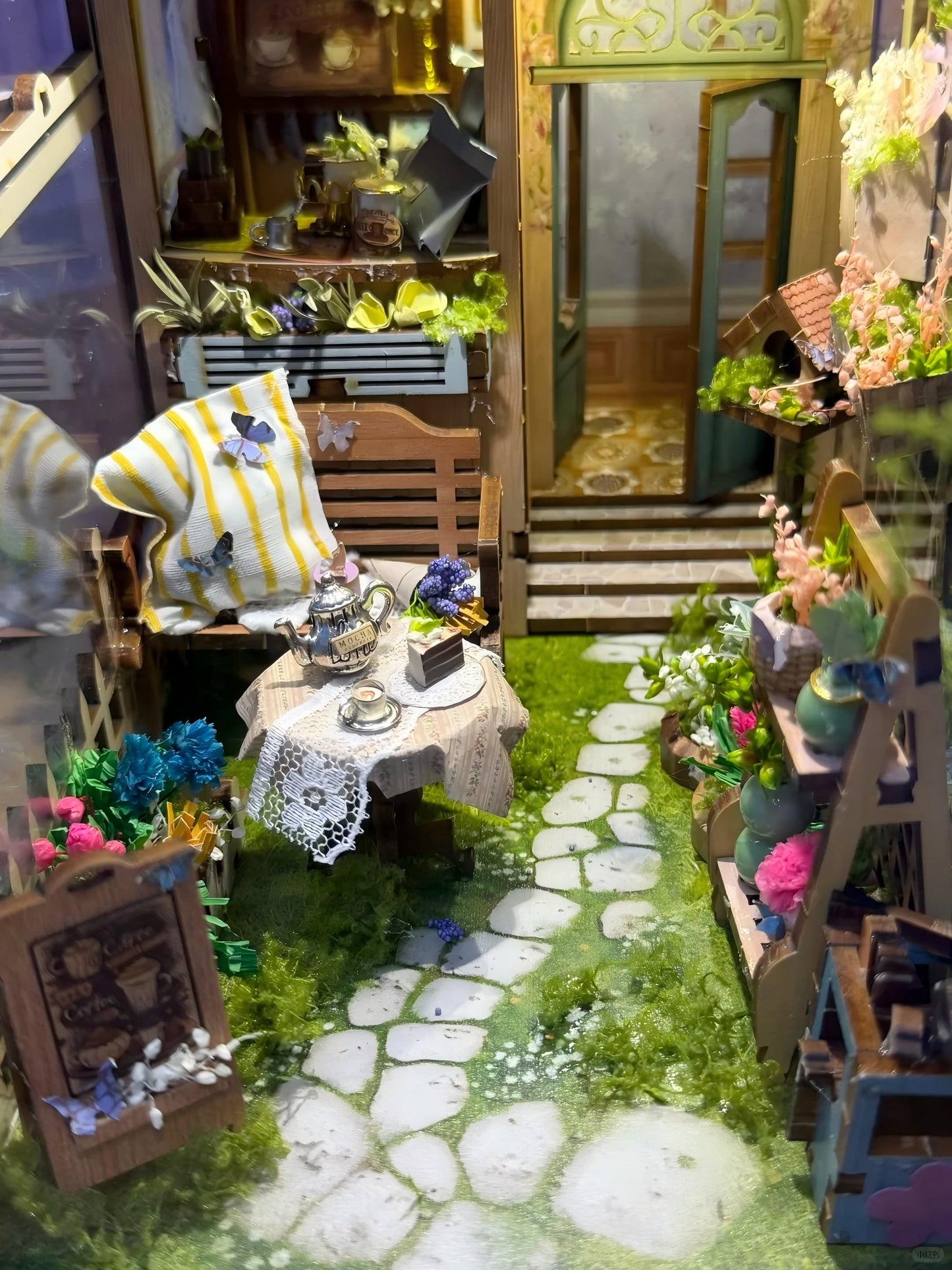 Sylvia Garden Book Nook Kit