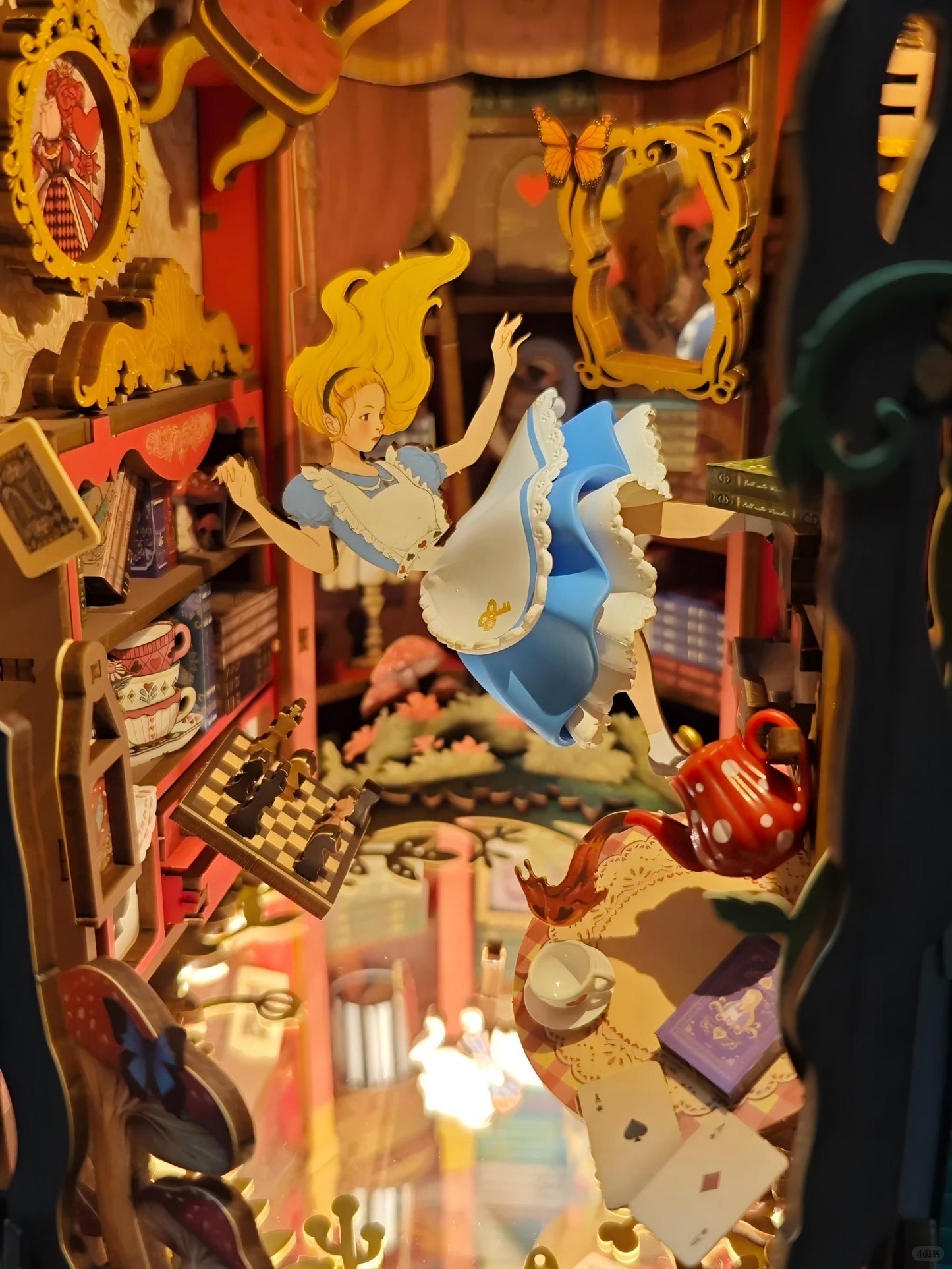 Alice Adventure Book Nook Kit