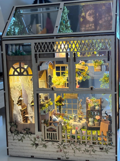 Sylvia Garden Book Nook Kit