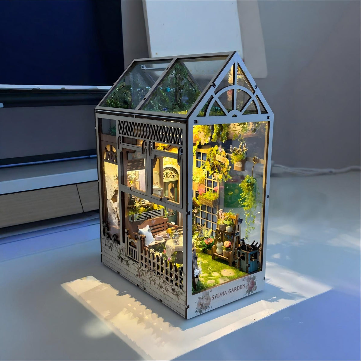 Sylvia Garden Book Nook Kit