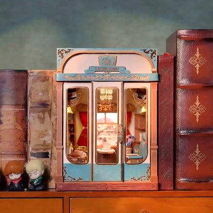 European Travels Book Nook Kit