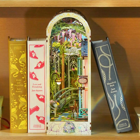 Giverny Garden Book Nook Kit